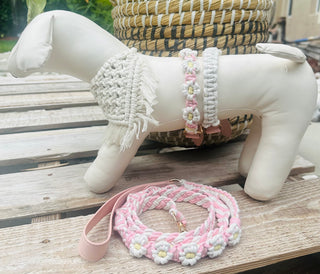 Flower Macrame Collar (Pink)